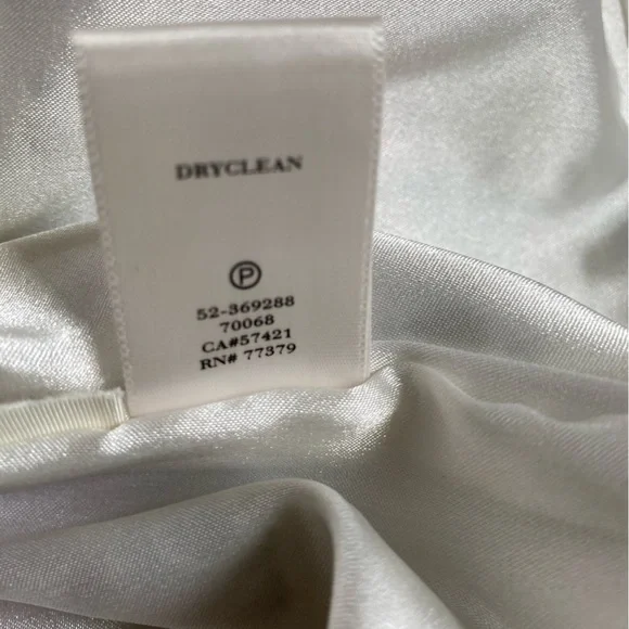 Ann Taylor women’s skirt.  Size 4.  Used - Picture 9 of 9